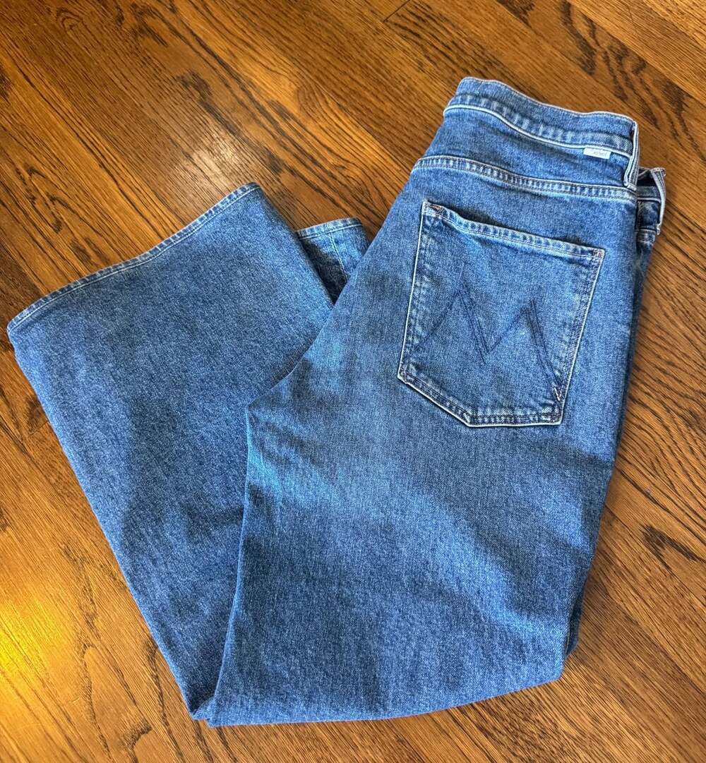 Read: HEMMED Crop 27” inseam” MOTHER The Ditcher Roller Size 32 Jeans